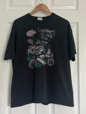 90s Floral Kitten Tee